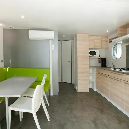La Croix Du Sud Campingplatz 4*