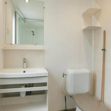 Κάμπινγκ La Croix Du Sud 4*