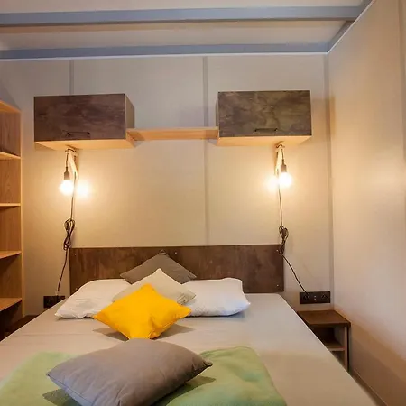 Camping La Croix Du Sud 4*