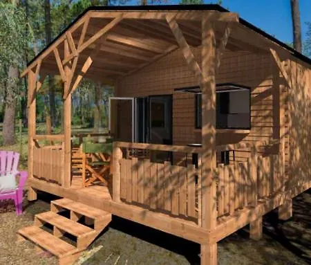 Κάμπινγκ La Croix Du Sud 4*