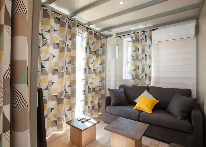 La Croix Du Sud Kamp alanı