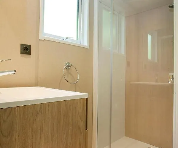 Camping La Croix Du Sud